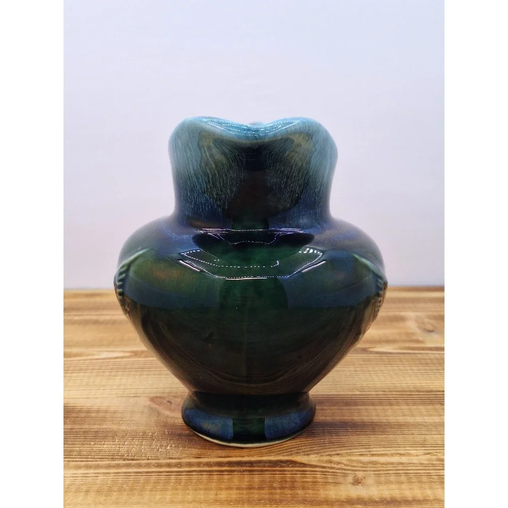 Hull Pottery USA Imperial Eagle Blue‎ Drip Glaze Pitcher F-91 1970s Bicentennial